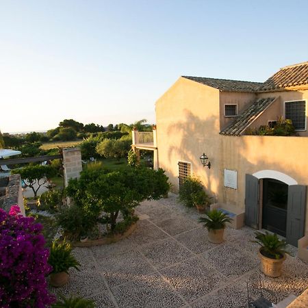 Baglio Sant'Andrea Bed and Breakfast Valderice Εξωτερικό φωτογραφία