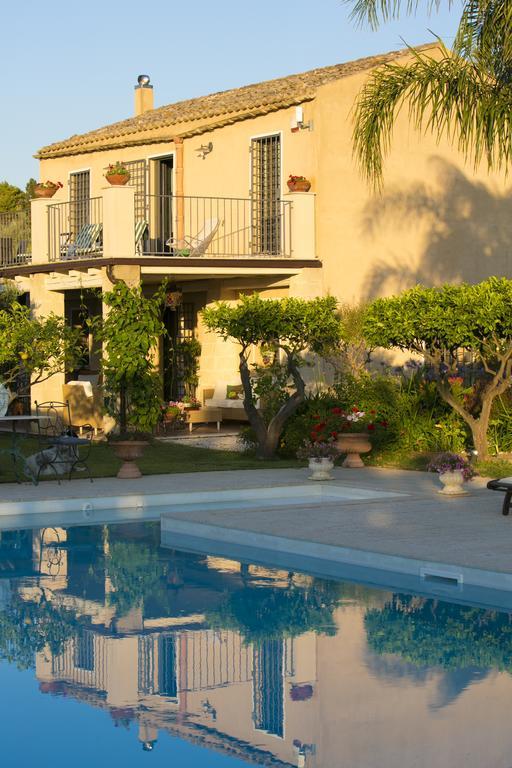 Baglio Sant'Andrea Bed and Breakfast Valderice Εξωτερικό φωτογραφία
