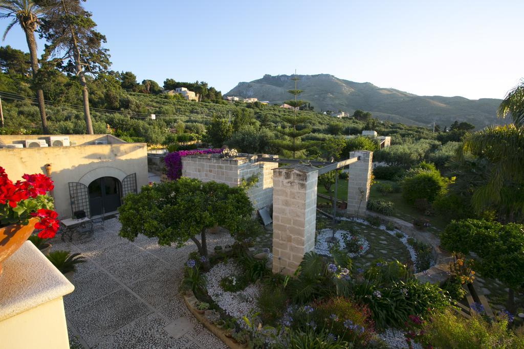 Baglio Sant'Andrea Bed and Breakfast Valderice Εξωτερικό φωτογραφία