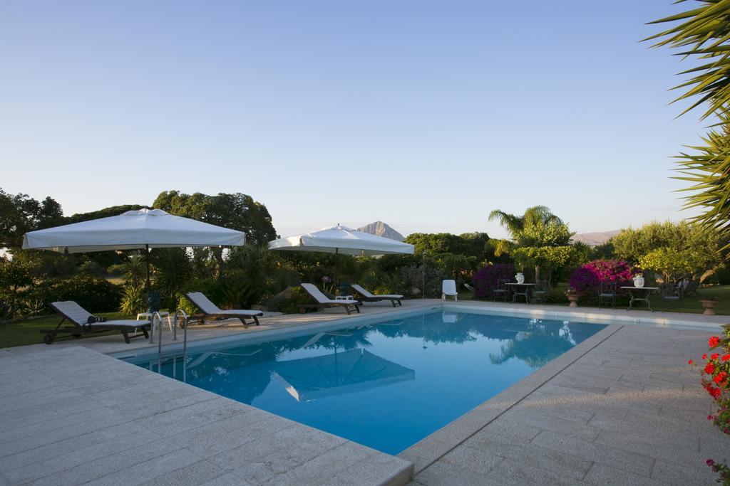 Baglio Sant'Andrea Bed and Breakfast Valderice Εξωτερικό φωτογραφία